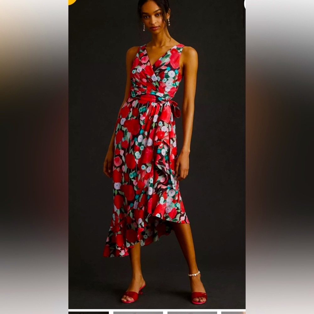 NWT HUTCH FLORAL WRAP DRESS, ABSOLUTELY GORGEOUS. THE MATERIAL IS SILK LIKE - Picture 3 of 8